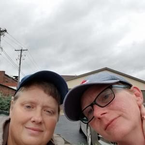 Meet your Posher, Lee